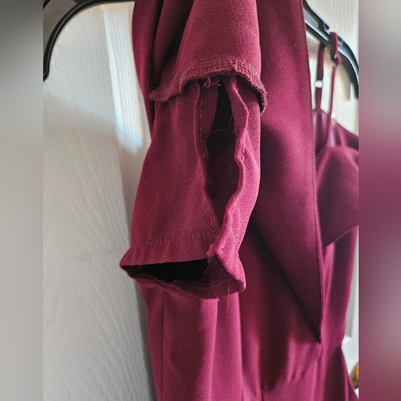 Le Chateau Elegant Jumpsuit - Picture 2 of 3